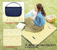 Como編集部×フォールディングレジャーシートの画像